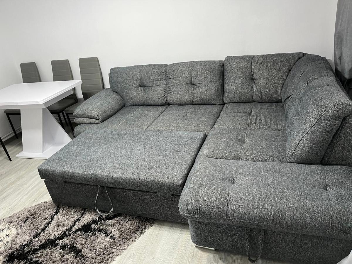 Home Sweet Home Apartment With 3 Rooms ブザウ エクステリア 写真