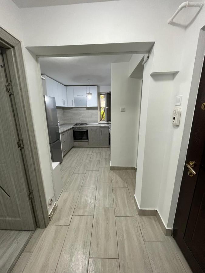 Home Sweet Home Apartment With 3 Rooms ブザウ エクステリア 写真